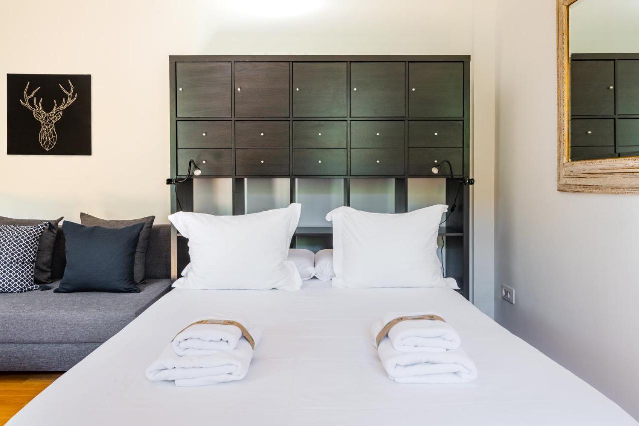 Appartamento Bright Penthouse With Terrace In Madrid Center Esterno foto